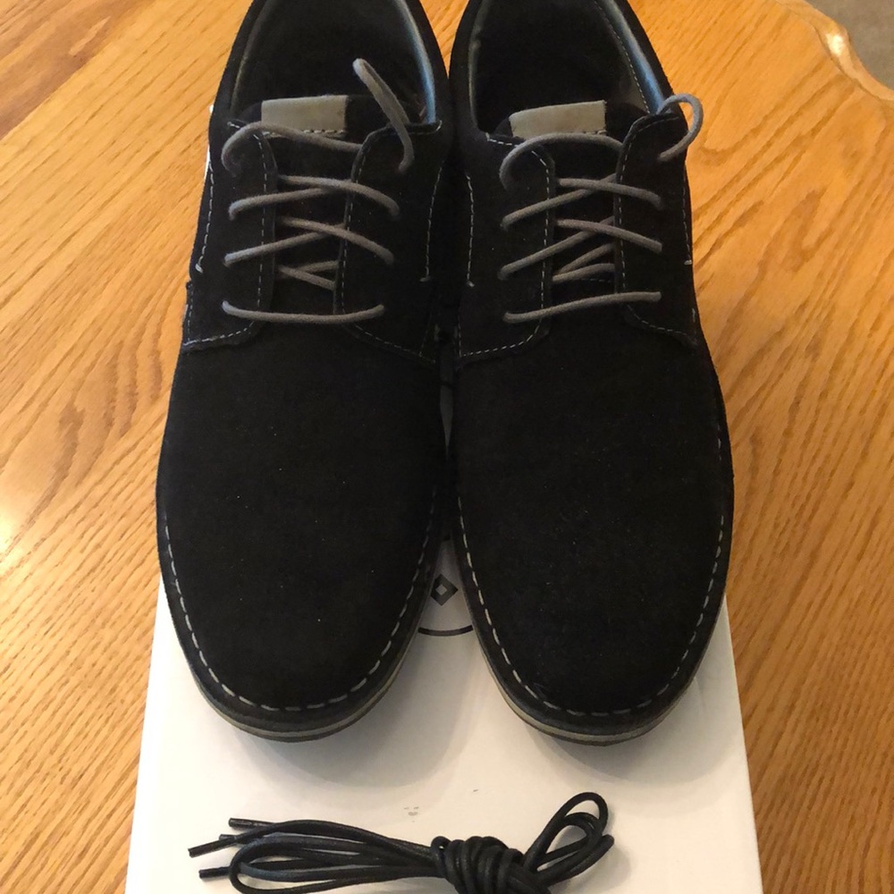 NIB Men’s Black Sued Size 9-1/2 Shoes